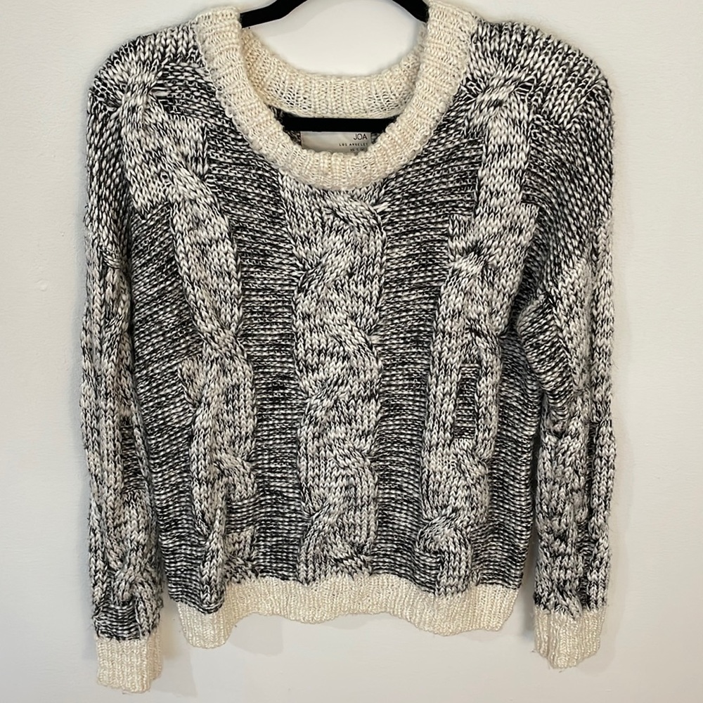 Cream & Black Knit Sweater
